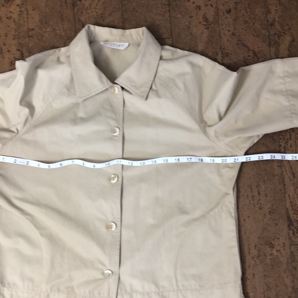 Initial jacket - Picture 9 of 13